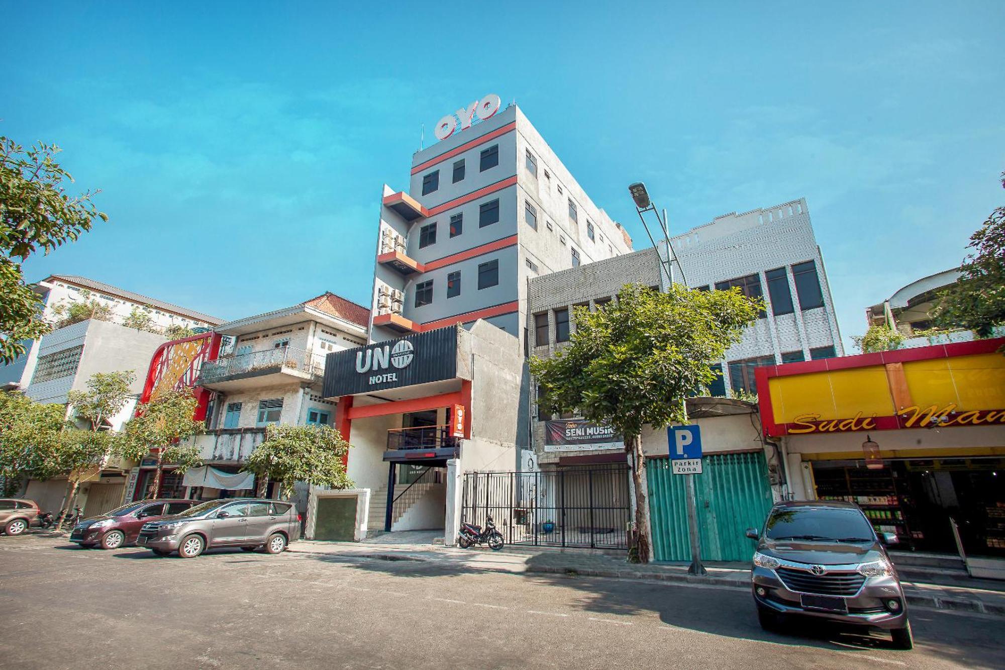 Hotel O Genteng Near Genteng Market Formerly Uno Hotel Surabaia Exterior foto